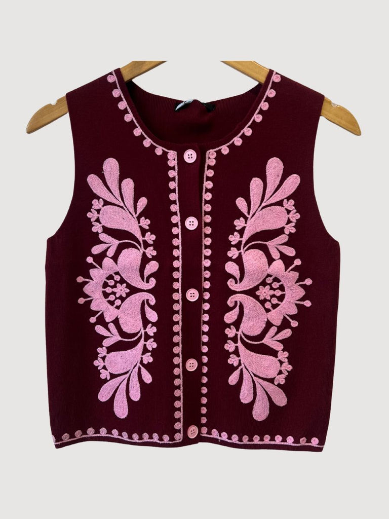 Floral Embroidery Sweater Vest