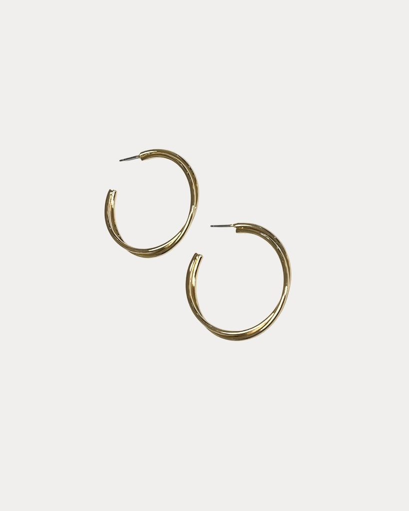 Twisted Circle Hoop