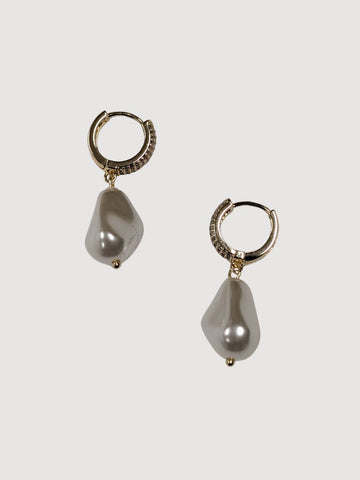 Natural Pearl Huggies