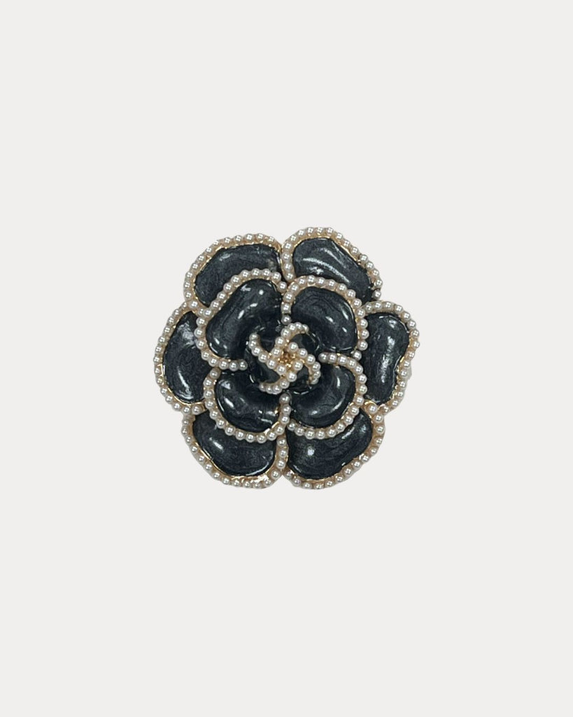 Camellia Pearl Brooch Black