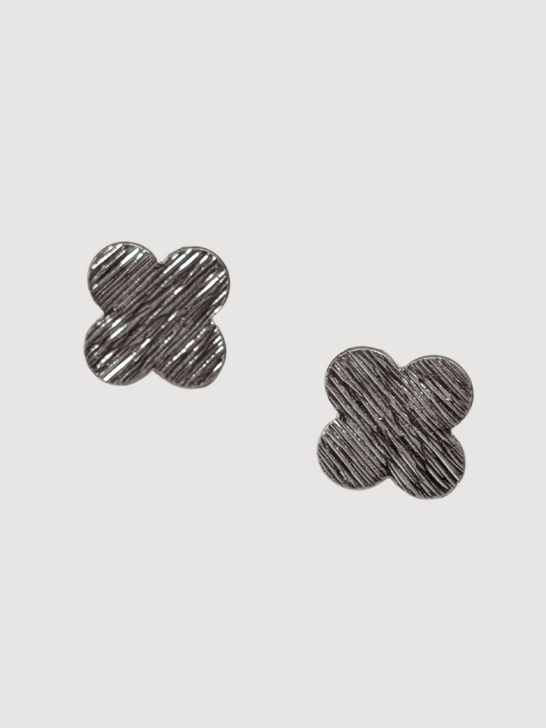 Clover Studs Silver